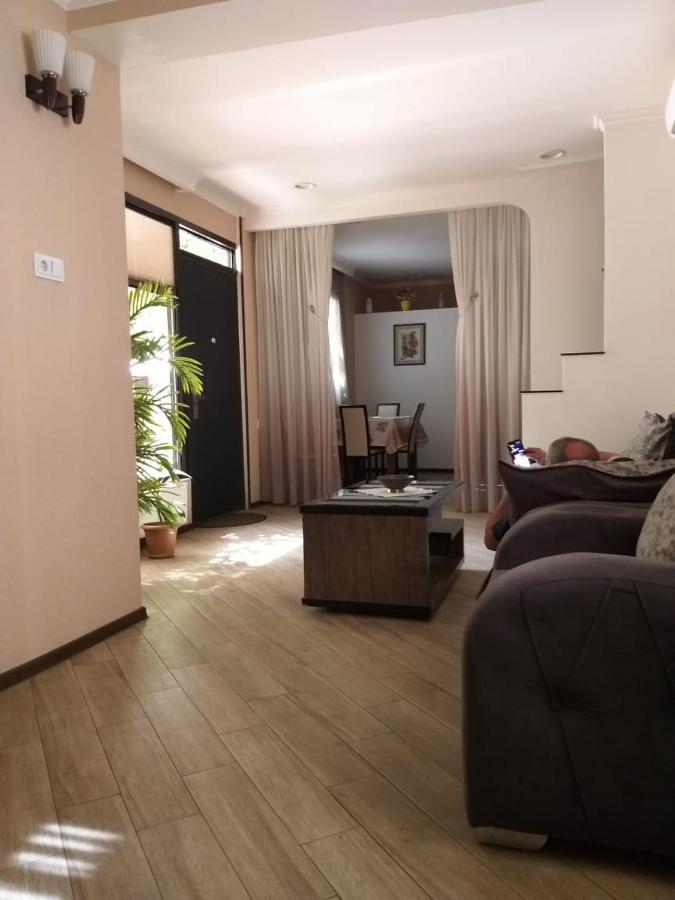 Lasha Apartment Tbilisi Eksteriør bilde